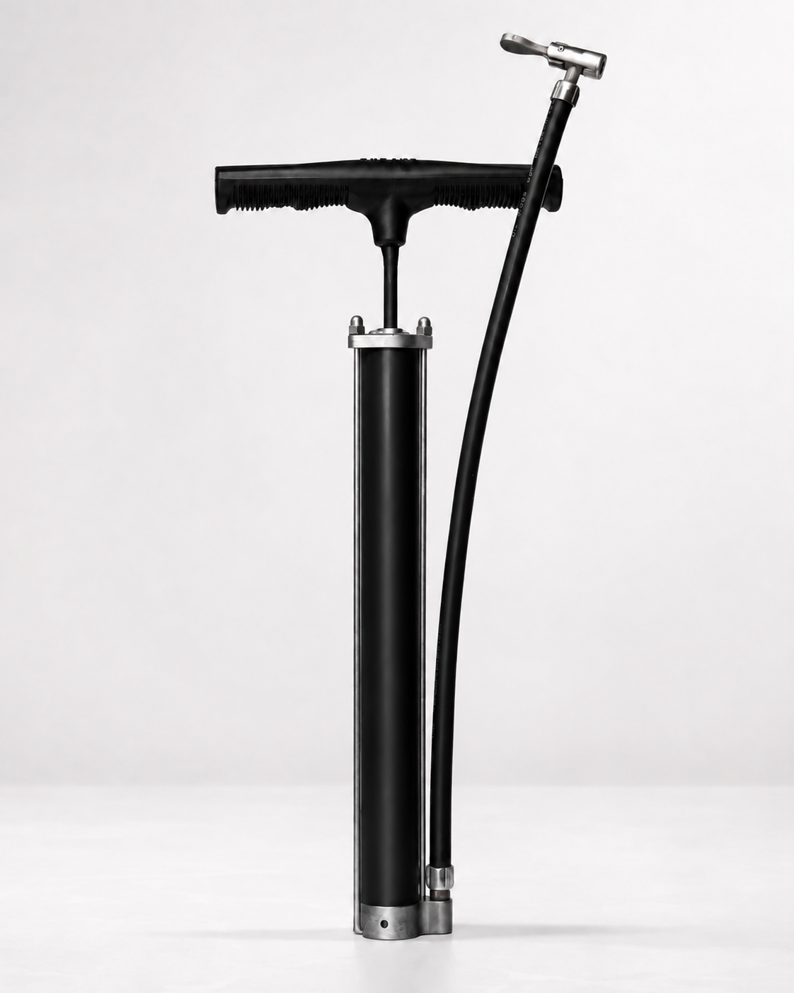 Bomba de aire manual M-500 EMYASA color negro