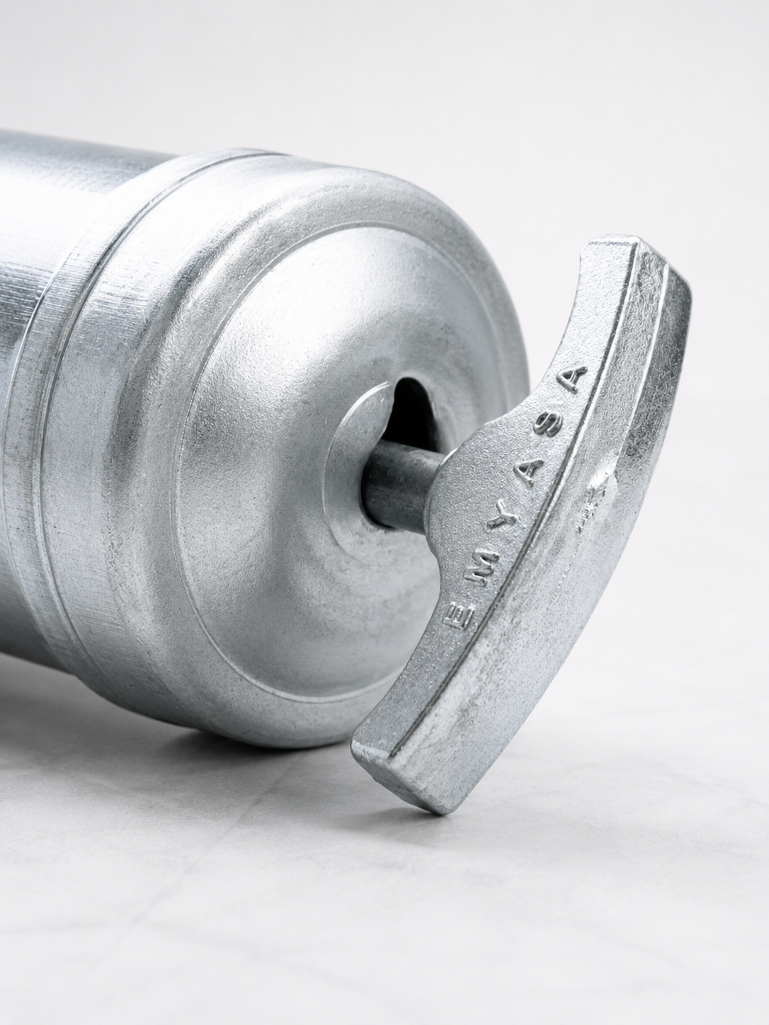 Inyector de grasa manual 500 cc EMYASA con mecanismo de operación
