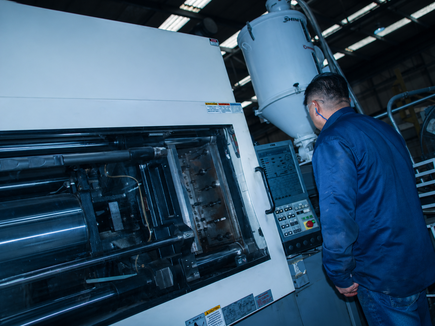 Inyector de grasa EMYASA para aplicaciones industriales
